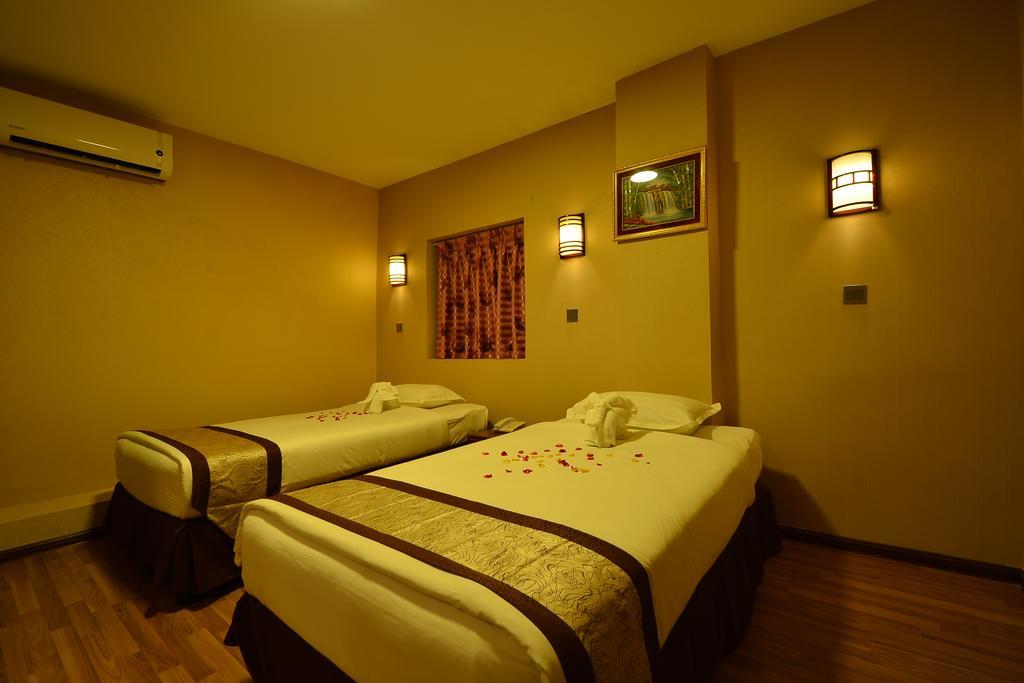 Family Treasure Yangon Hotell Exteriör bild