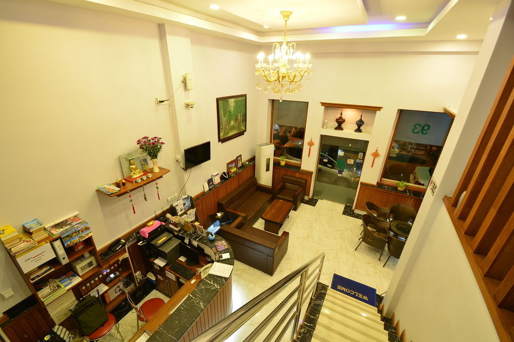 Family Treasure Yangon Hotell Exteriör bild